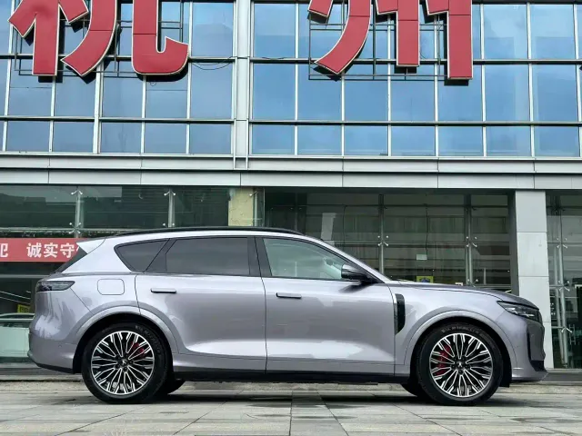 Voyah Auto VOYAH FREE 2025 FREE+ 4WD Qiankun Edition — Фото автомобиля 9