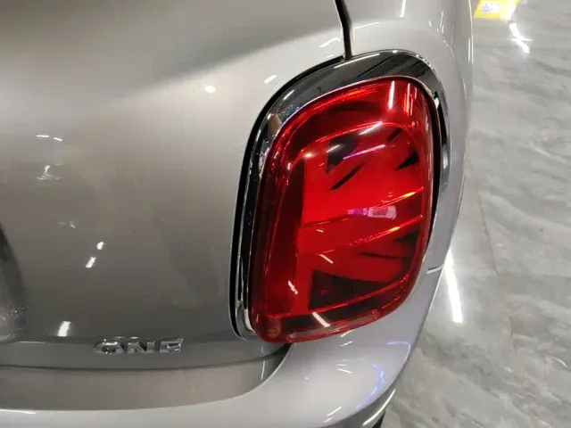 MINI Hatch — Фото автомобиля 7