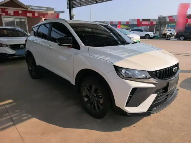 Geely Binyue — Фото автомобиля 3