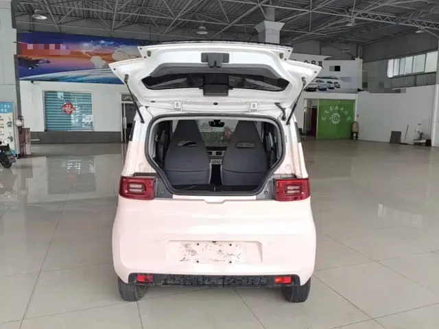 Wuling Hongguang Mini EV — Фото автомобиля 18