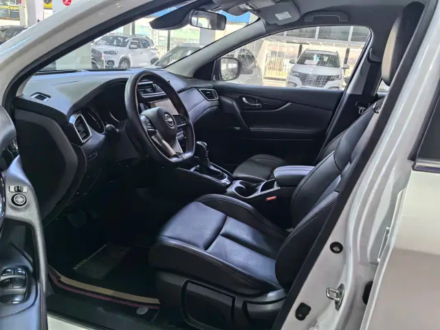 Nissan Qashqai — Фото автомобиля 7