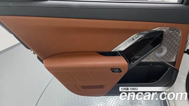 BMW 7-Series 7 серия (G70) — Фото автомобиля 19