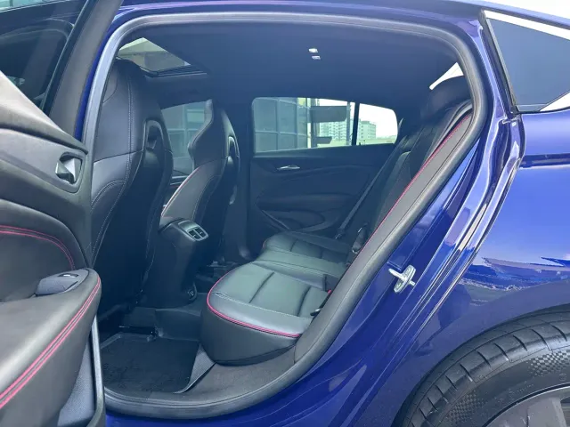 Buick Regal — Фото автомобиля 7