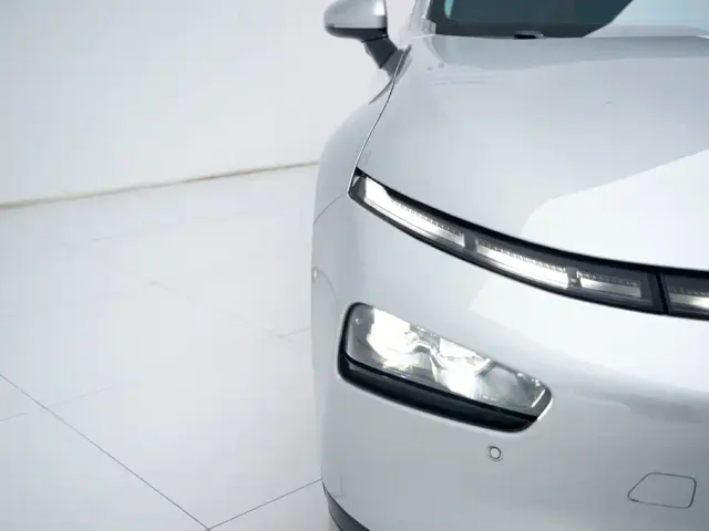 Xpeng P7 — Фото автомобиля 17