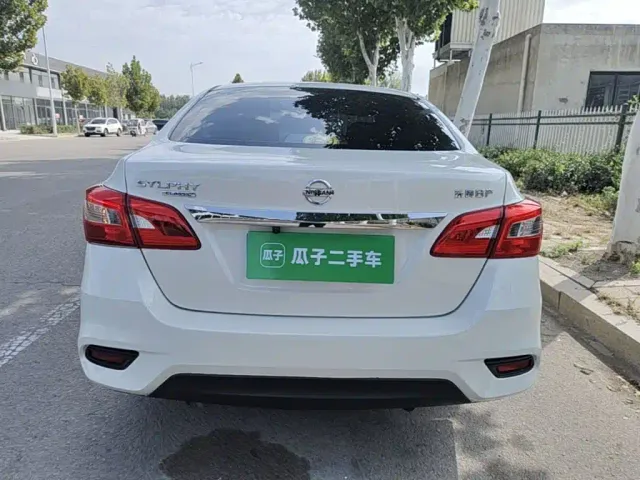 Nissan Sylphy — Фото автомобиля 5