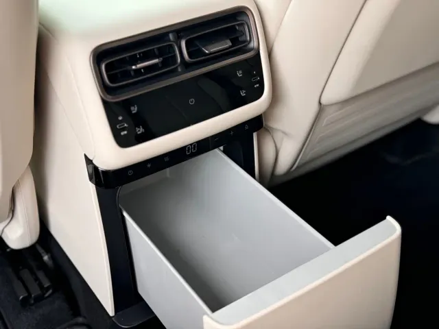Li Auto i6 — Фото автомобиля 16