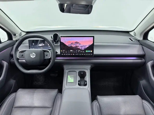 Leapmotor C16 — Фото автомобиля 7