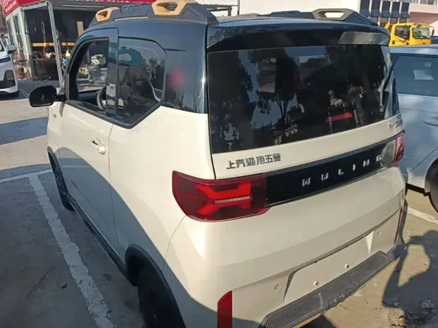Wuling Hongguang Mini EV — Фото автомобиля 4