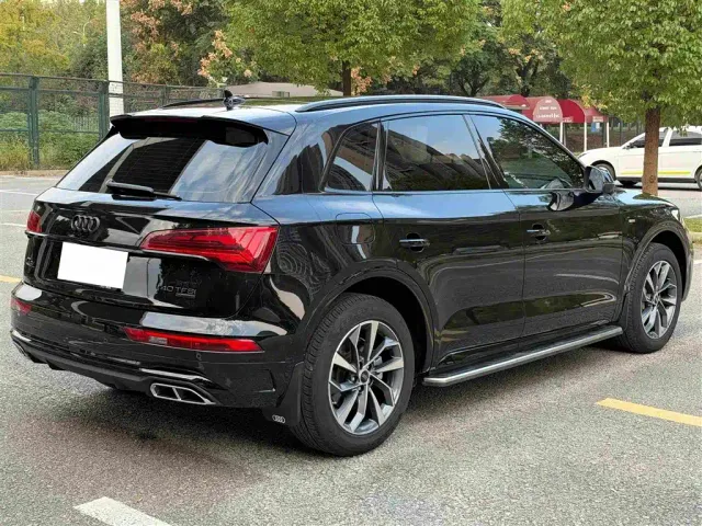Audi Q5L — Фото автомобиля 13