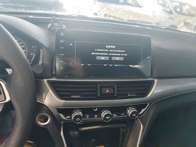 Honda Accord — Фото автомобиля 12