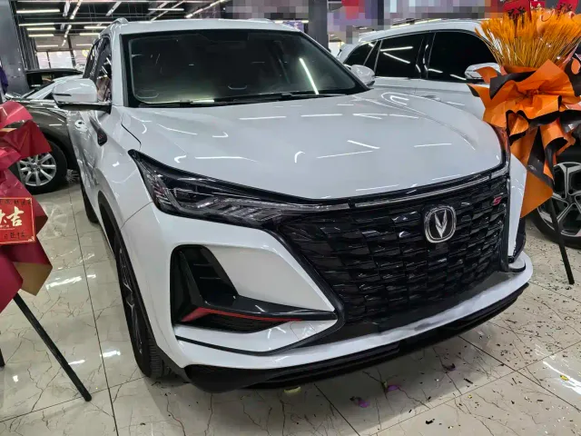 Changan CS75 Plus — Фото автомобиля 3