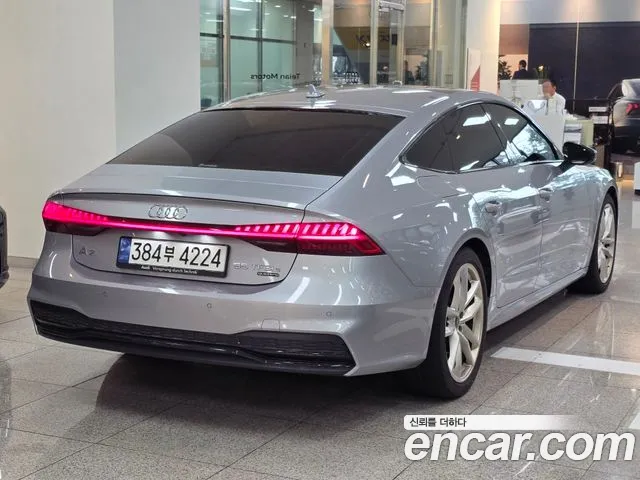 Audi A7 — Фото автомобиля 2