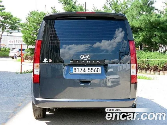 Hyundai Staria Staria — Фото автомобиля 4