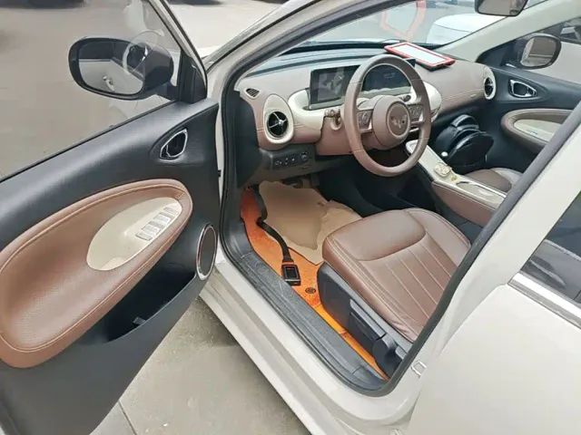 Wuling Bingo — Фото автомобиля 15