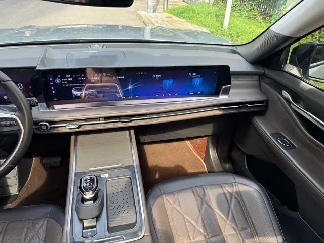 Ford Edge — Фото автомобиля 17