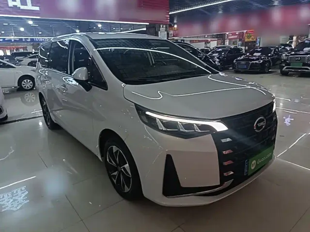GAC Trumpchi M6 — Фото автомобиля 3