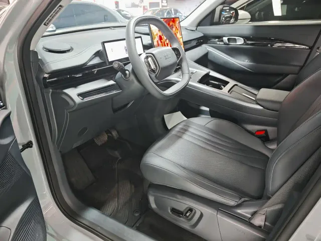 Geely Galaxy E5 — Фото автомобиля 9