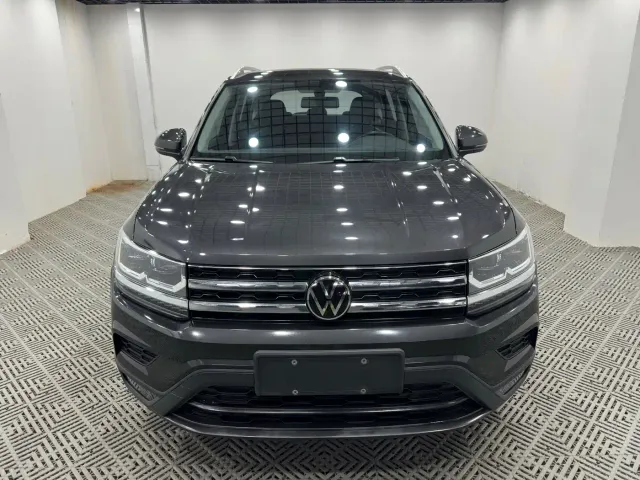 Volkswagen Tharu — Фото автомобиля 2
