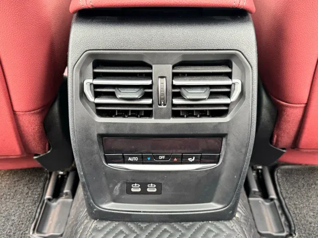 BMW i3 — Фото автомобиля 15