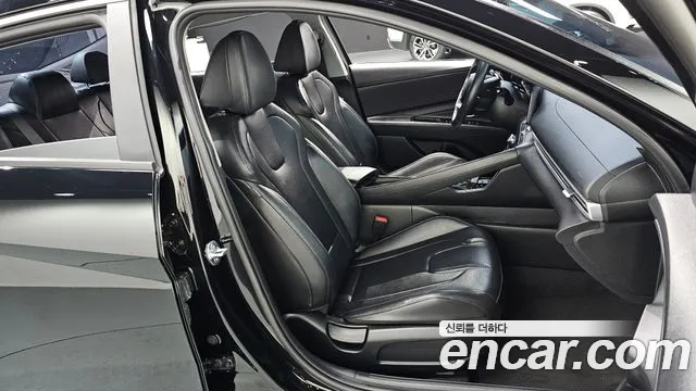 Hyundai AVANTE Новый Avante (CN7) — Фото автомобиля 10