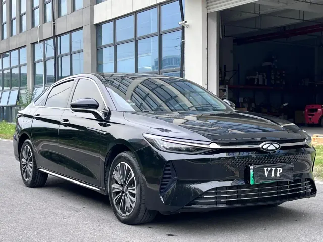 Chery Fulwin A8 — Фото автомобиля 2