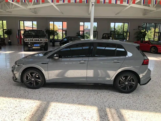 Volkswagen Golf 2023 Facelift 280TSI DSG R-Line Lite — Фото автомобиля 4