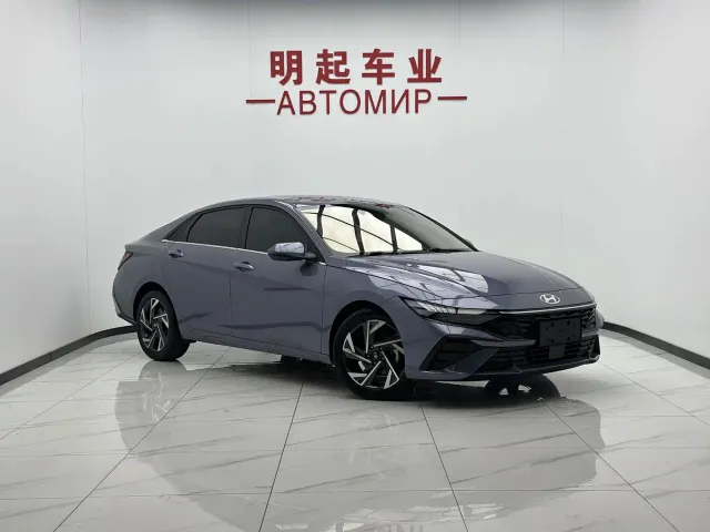 Hyundai Elantra — Фото автомобиля 2
