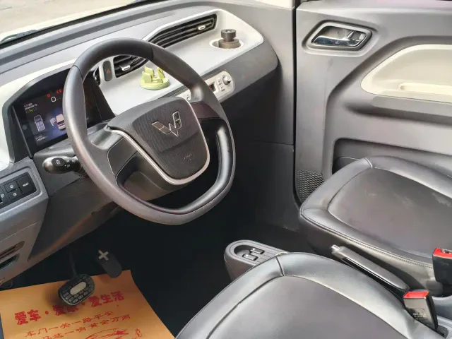Wuling Hongguang Mini EV — Фото автомобиля 9