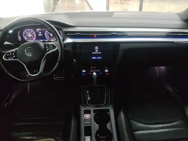 Volkswagen CC — Фото автомобиля 12