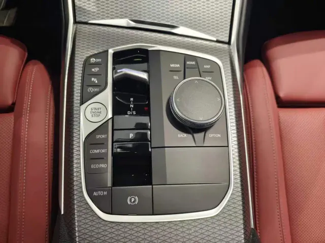 BMW 3 Series — Фото автомобиля 10