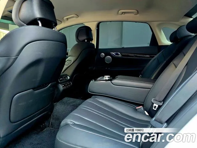 Genesis G80 Бензин 2.5 турбо AWD — Фото автомобиля 7