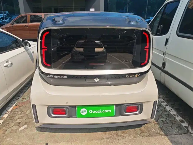 Baojun KiWi EV — Фото автомобиля 5