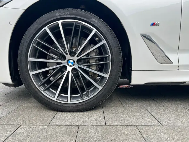 BMW BMW 5 Series 2022 Facelift II 530Li Premium Package M Sport — Фото автомобиля 23