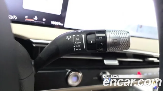 Genesis GV70 — Фото автомобиля 28
