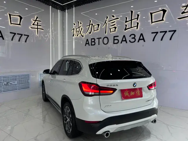 BMW X1 — Фото автомобиля 6