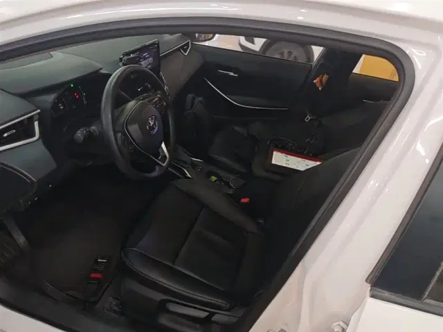 Toyota Corolla — Фото автомобиля 14