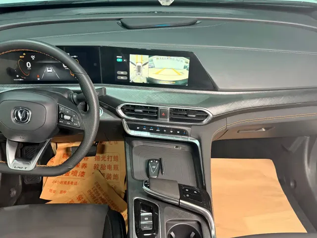 Changan UNI-T — Фото автомобиля 15