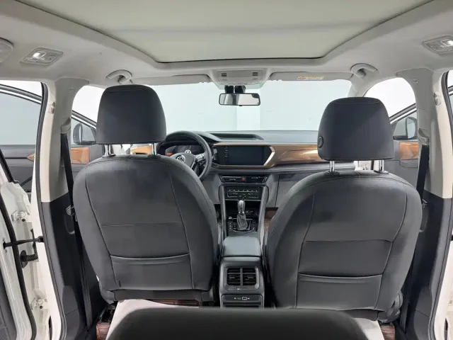 Volkswagen Tharu — Фото автомобиля 10
