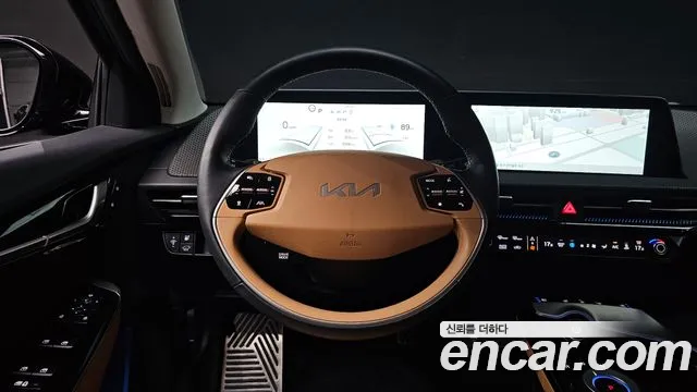 Kia EV6 — Фото автомобиля 17