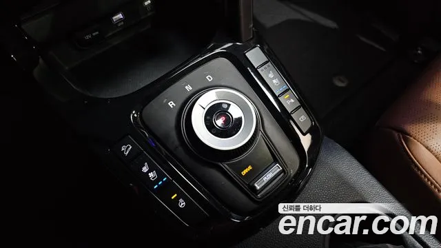 Kia Seltos Новый Seltos Бензин 2.0 2WD — Фото автомобиля 9
