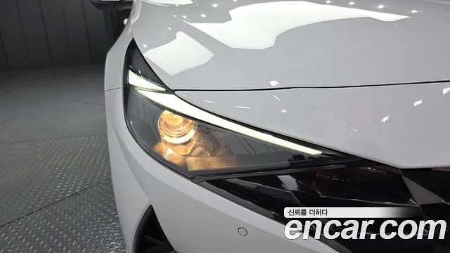 Hyundai Avante CN7 — Фото автомобиля 7