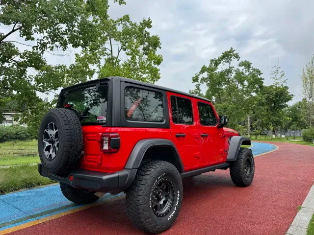 Jeep Wrangler — Фото автомобиля 7