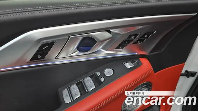 BMW XM — Фото автомобиля 24