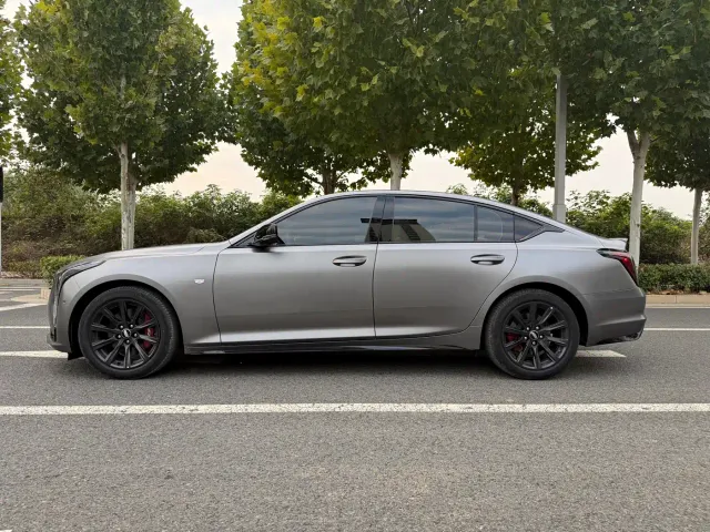 Cadillac CT5 — Фото автомобиля 4