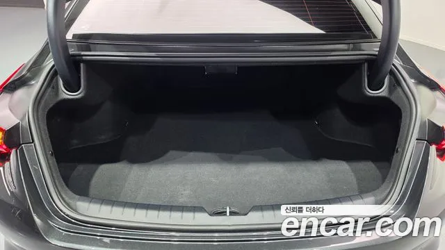 Kia K8 K8 Hybrid — Фото автомобиля 23