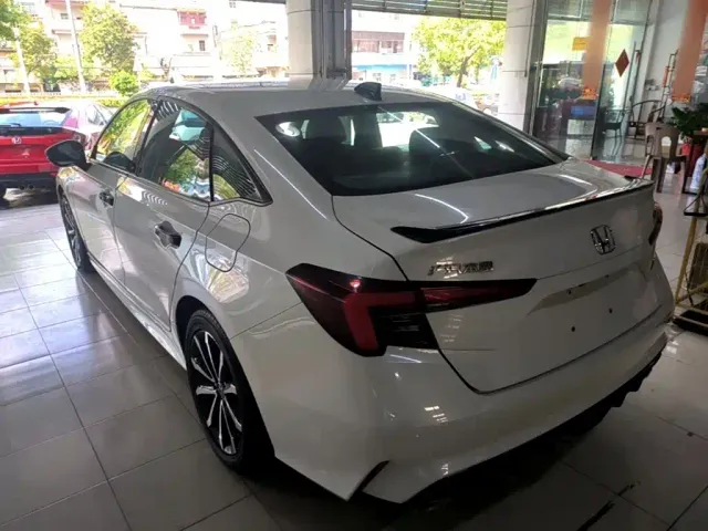 Honda Integra — Фото автомобиля 4