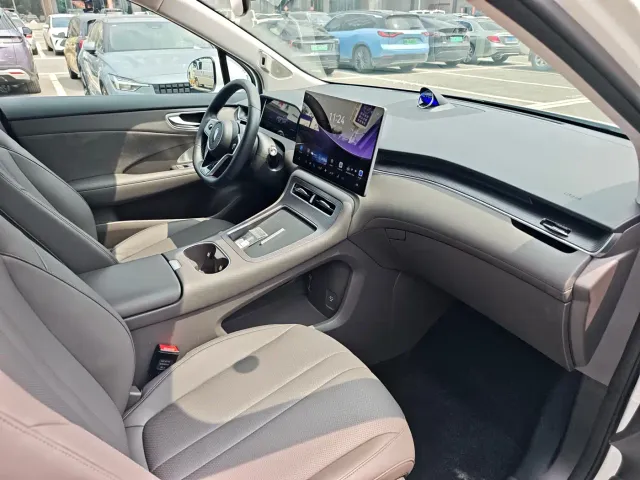 Shangjie SUV — Фото автомобиля 11