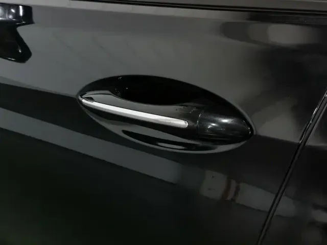 Hongqi H5 — Фото автомобиля 18