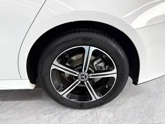 Mercedes-Benz A-Class — Фото автомобиля 22