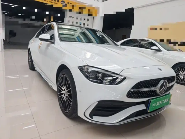 Mercedes-Benz C-Class — Фото автомобиля 3